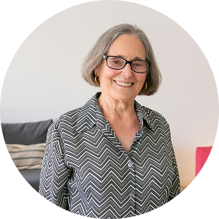 Customer-Carolynne-V2